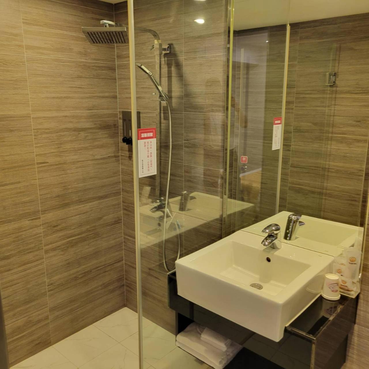 טאיפיי Attic Hotel מראה חיצוני תמונה